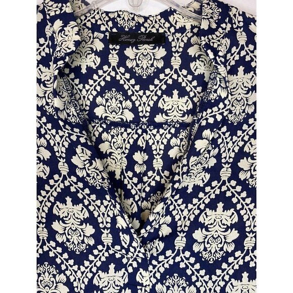 Honey Punch Damask Women's Long Sleeve Top Sz Small Blue Cream Sheer Sleeve EUC - Picture 3 of 6